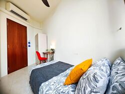 The Lakeshore (D22), Condominium #612490401